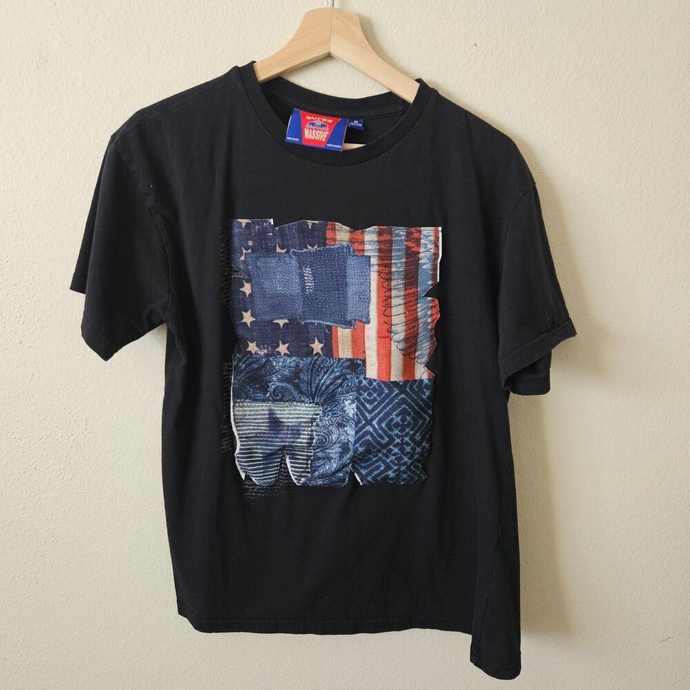 Super Massive America Patched Tshirt Medium